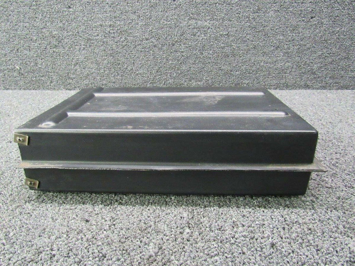 Cessna 0413375-10 Use 0413375-18-279 Cessna 150B Map Case Assy