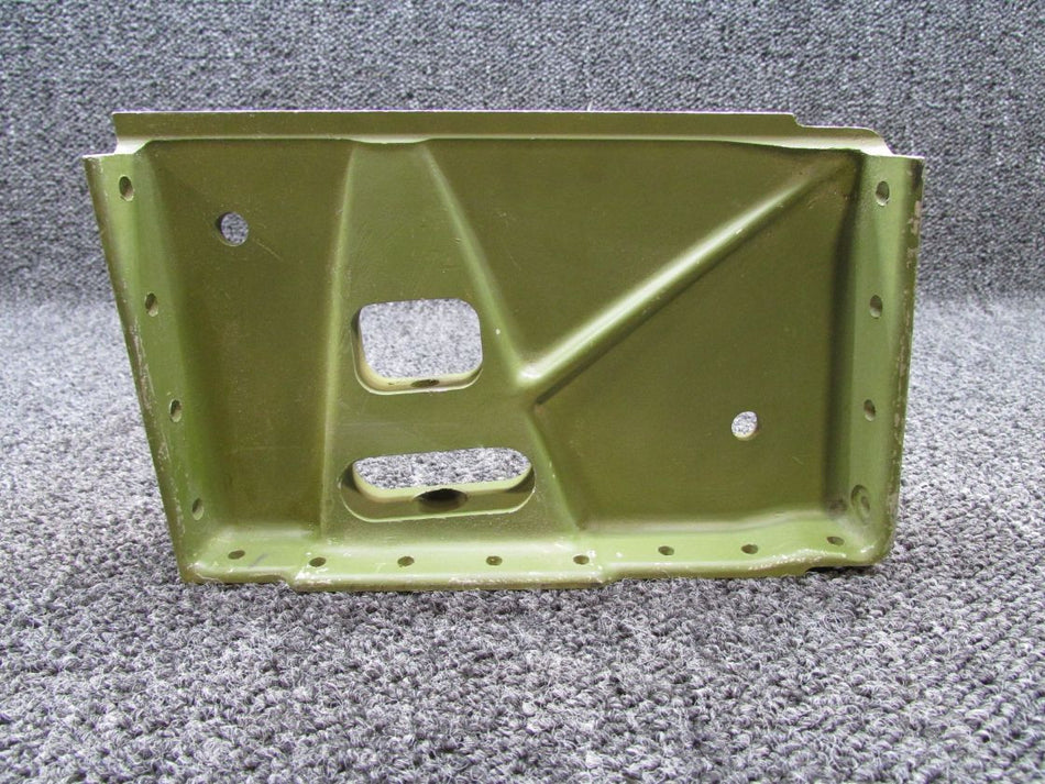 0741602-2 (Use: 0741626-2) Cessna 182F Support Inboard Landing Gear RH (Zinc)