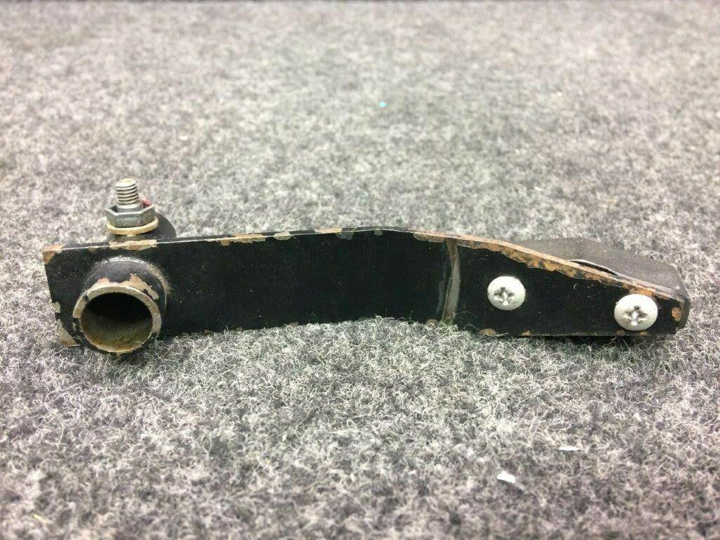 Piper 69088-005 Piper PA-32R-301 Lever Assy Fuel Selector Control