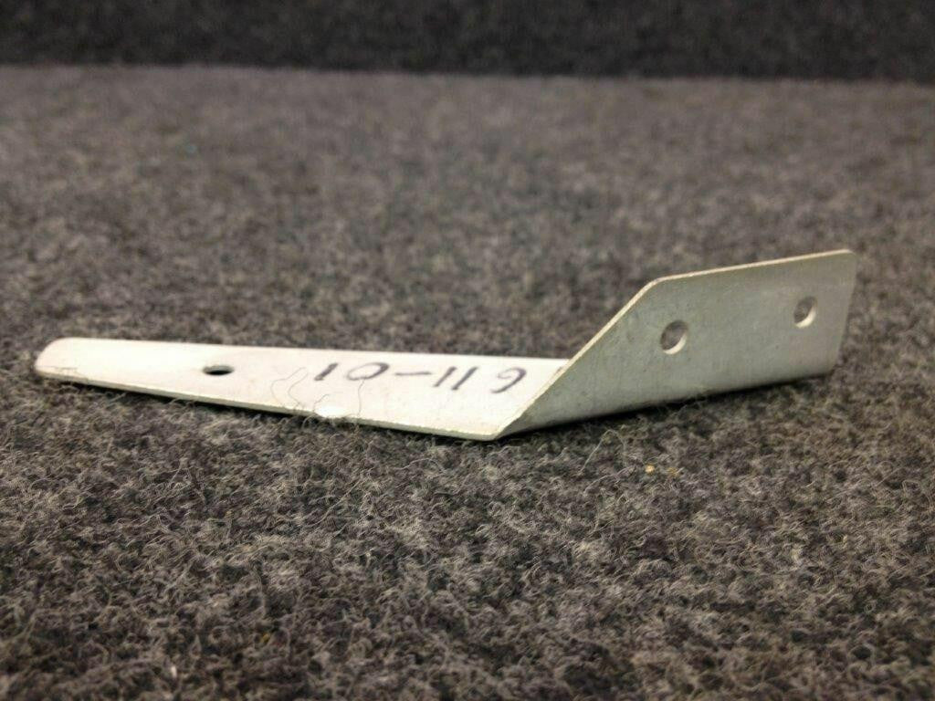 Does Not Apply 14611-001 Bracket Aileron Pulley SA