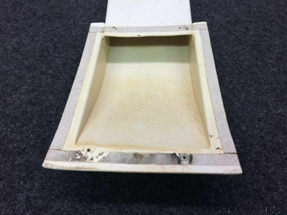 Piper 69992-002 Piper PA-32R-301 Duct Assy Aft W/ Flapper