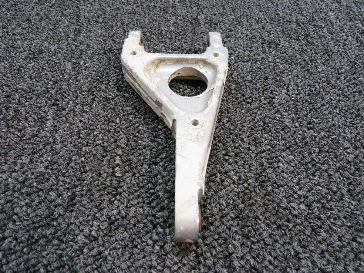 Piper 45318-004 Piper PA-31T Link Assembly Nose Gear Torque Upper