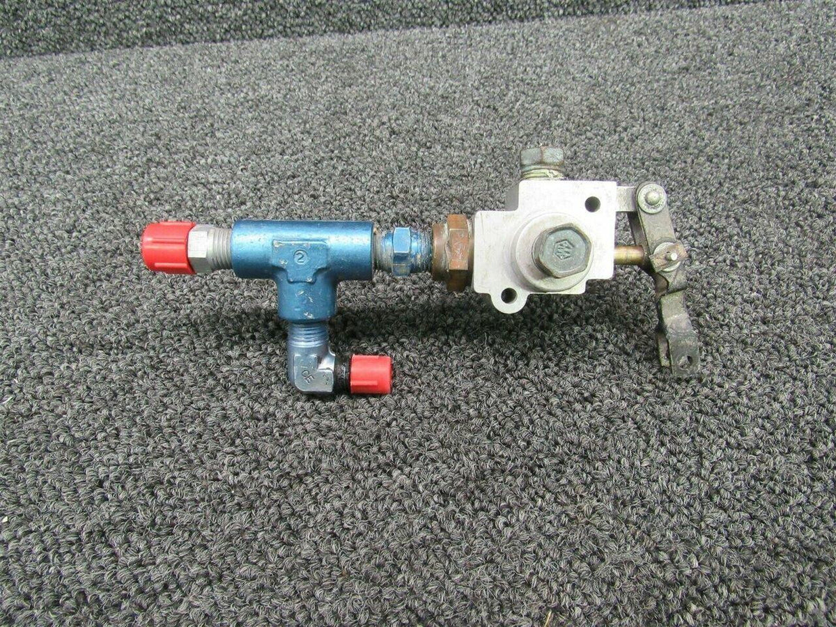 Piper 756-520 Piper PA23-250 Fuel Valve Assy