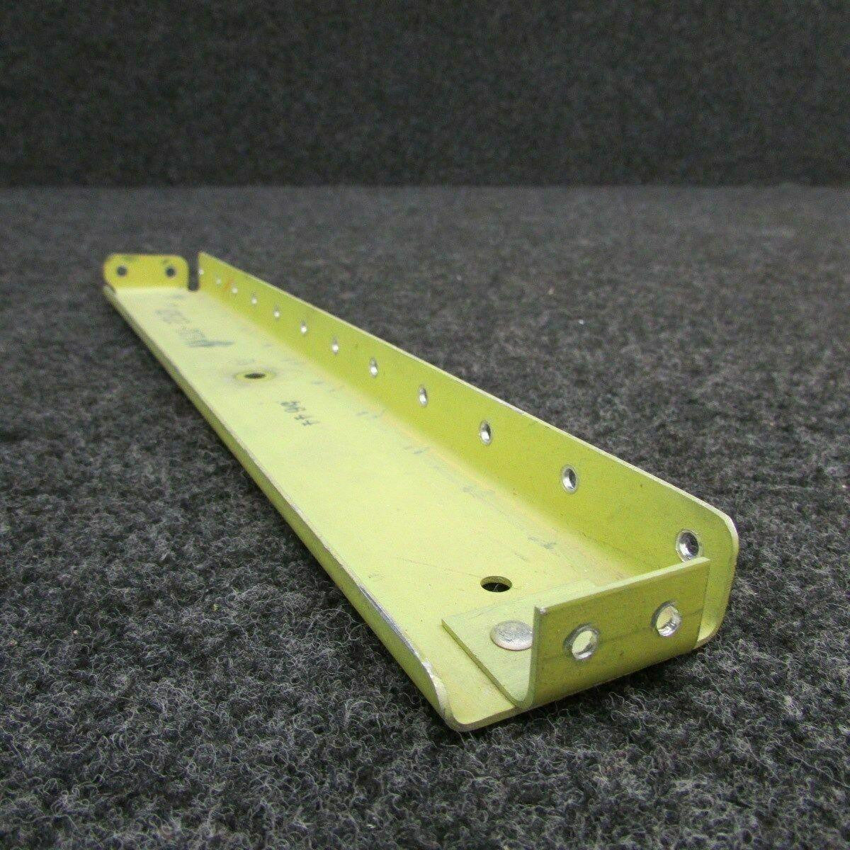 Piper PA46-350 Bracket Idler RH P/N 82922-003