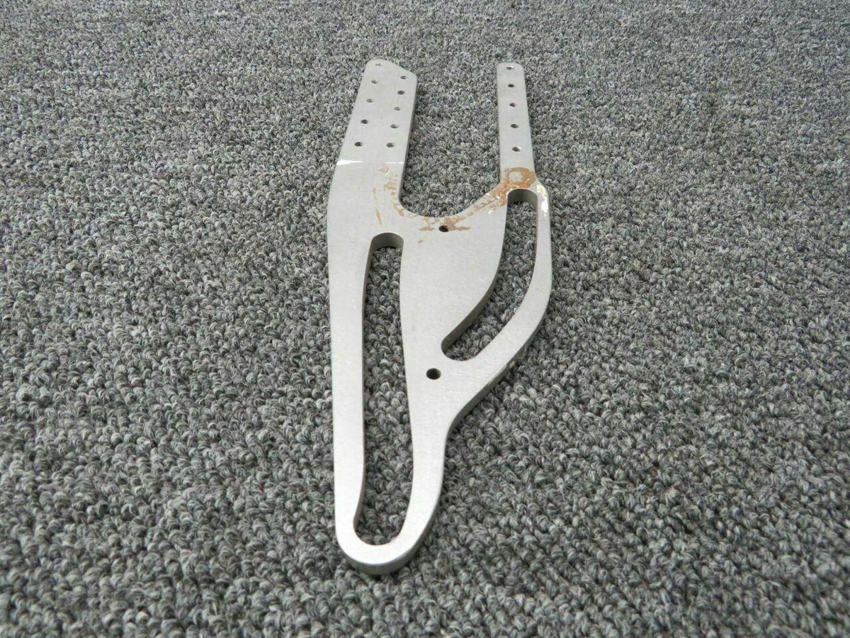 Piper PA46-350 Flap Track RH STA 93.00P/N 83558-003