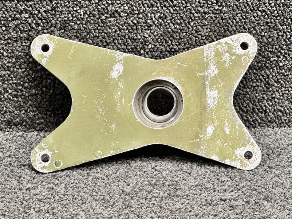 67040-015 (Cast: 67041-4) Piper PA32R Trunnion Fitting RH Forward