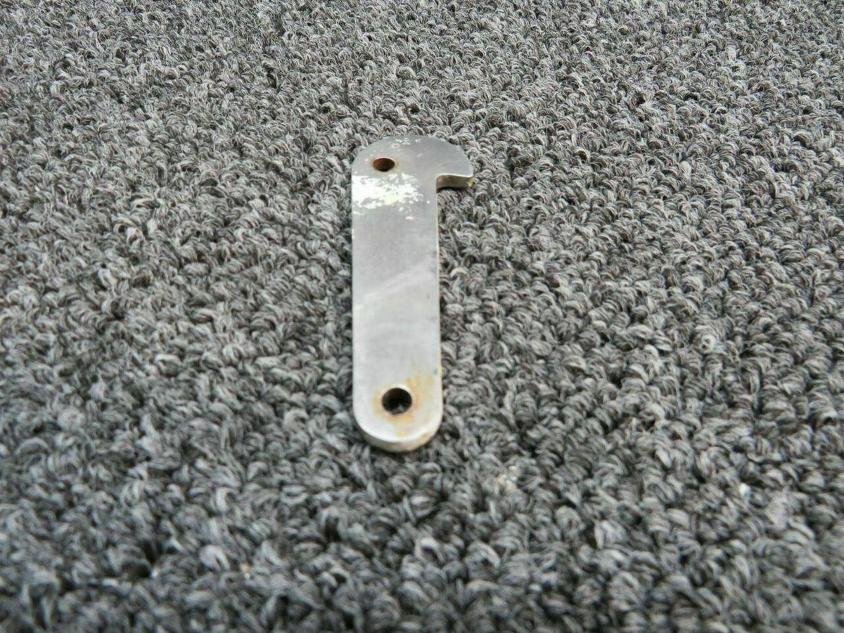 Piper 67028-000 Piper PA-32R-301 Hook Main Gear Assy