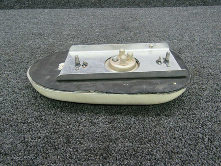 S-Tec Corp 622-3586-001 Piper PA28-235 S-Tec Corp ANT-650A Antenna w/ Bracket