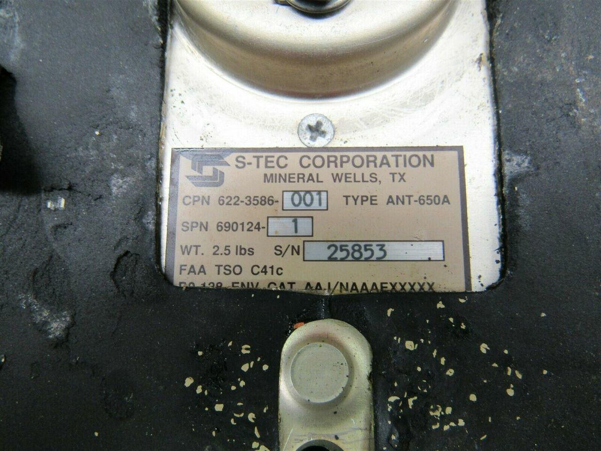 S-Tec Corp 622-3586-001 Piper PA28-235 S-Tec Corp ANT-650A Antenna w/ Bracket