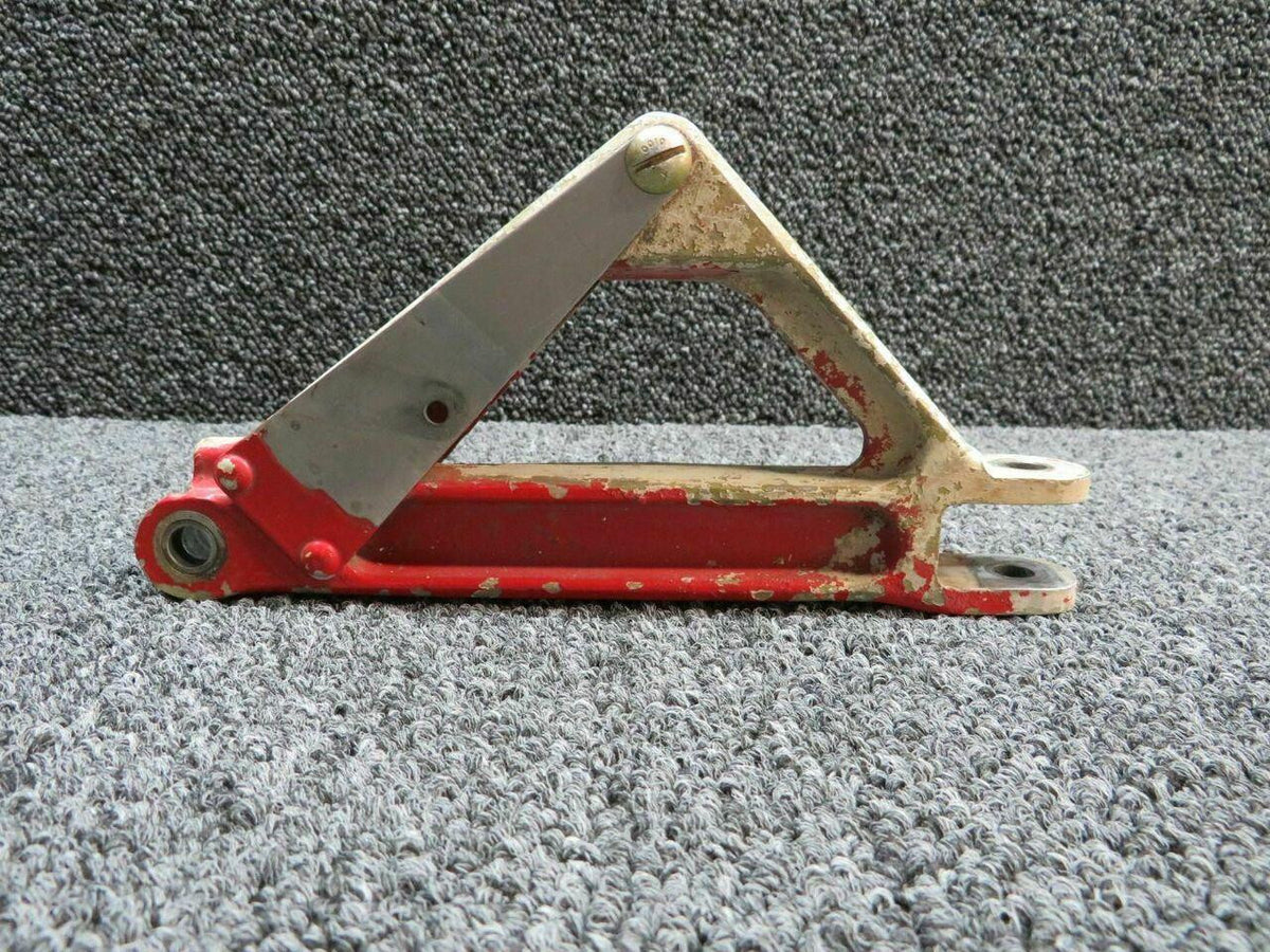 Piper 67025-002 Use 67025-011 Piper PA-32R-301 Link Assy Main Gear Truss