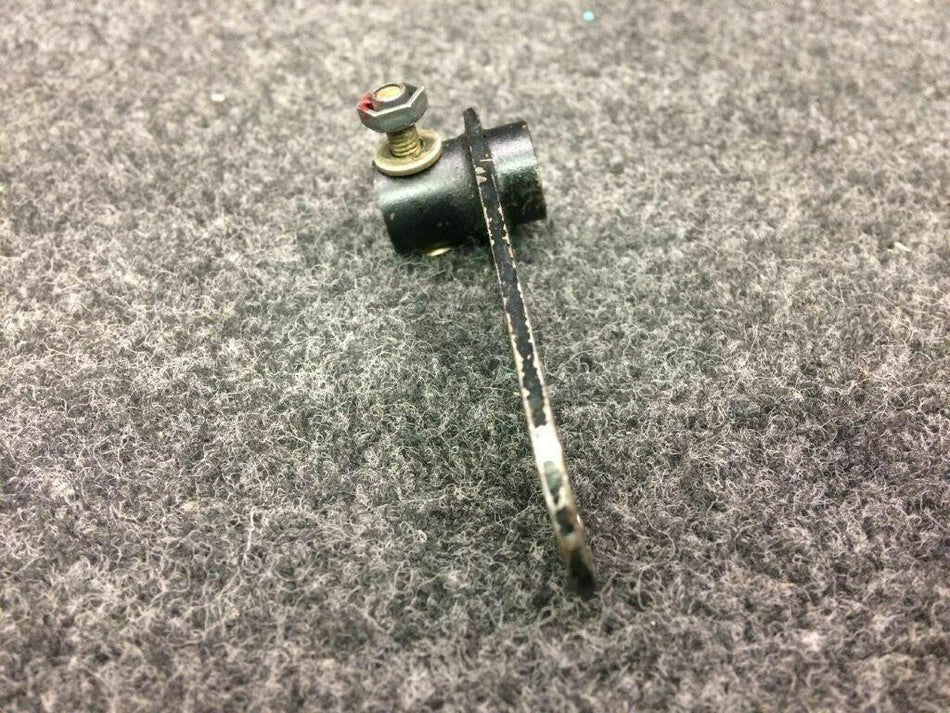 Piper 69092-002 Piper PA-32R-301 Arm Fuel Selector Control