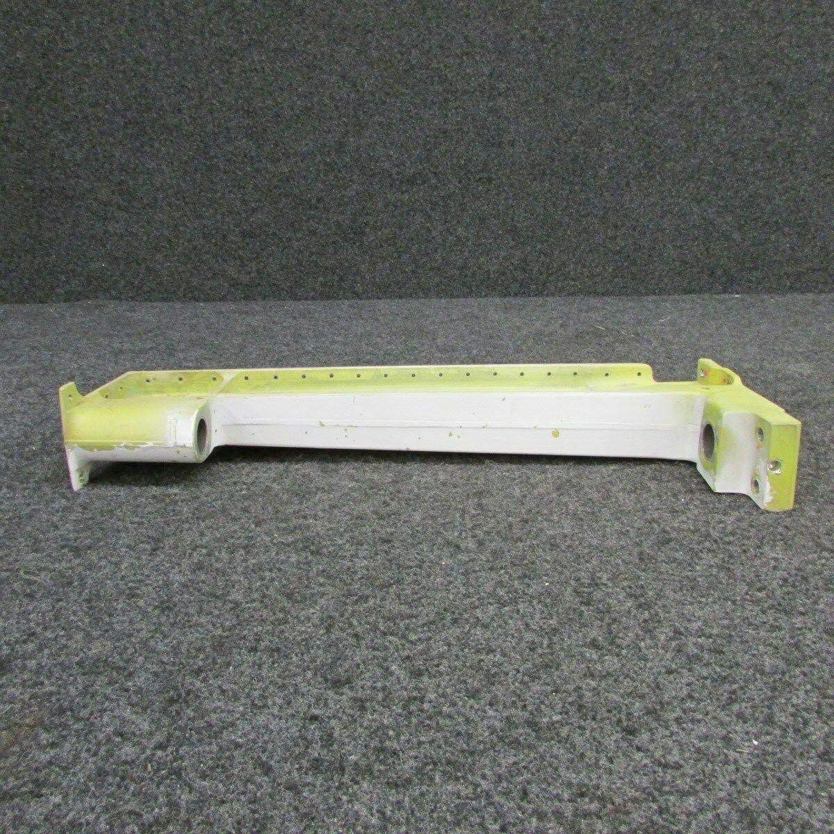 Piper 83652-003 Piper PA46-350 Trunnion Assy Gear RH