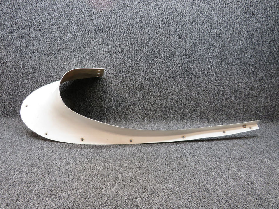 32464-001 Piper PA23-250 Wing Fairing RH (White)