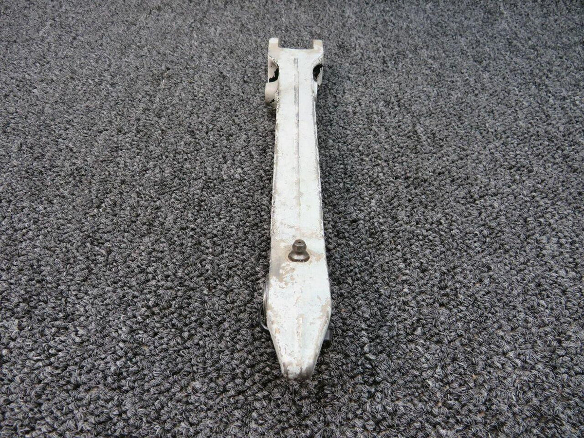 Cessna 0841103-8 Cessna 320D Side Link Assembly Lower RH