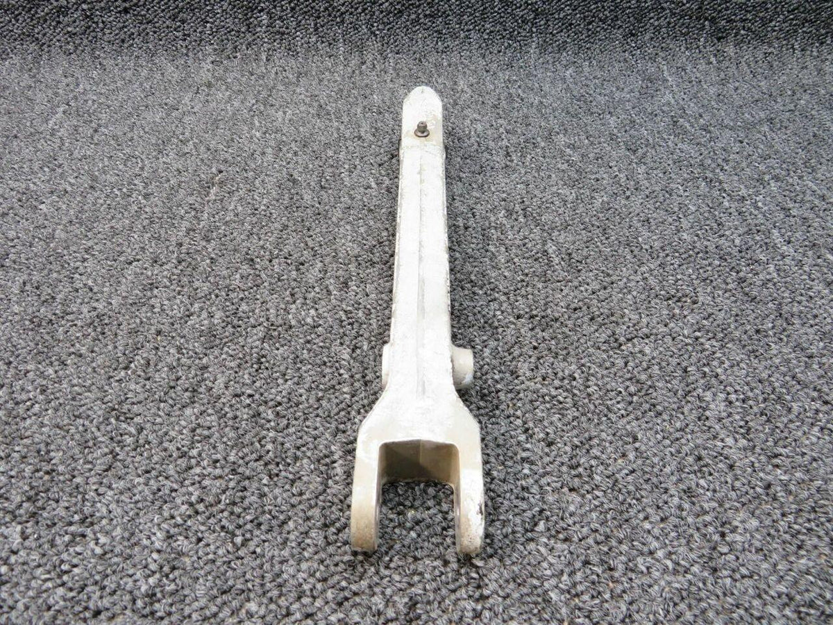 Cessna 0841103-8 Cessna 320D Side Link Assembly Lower RH