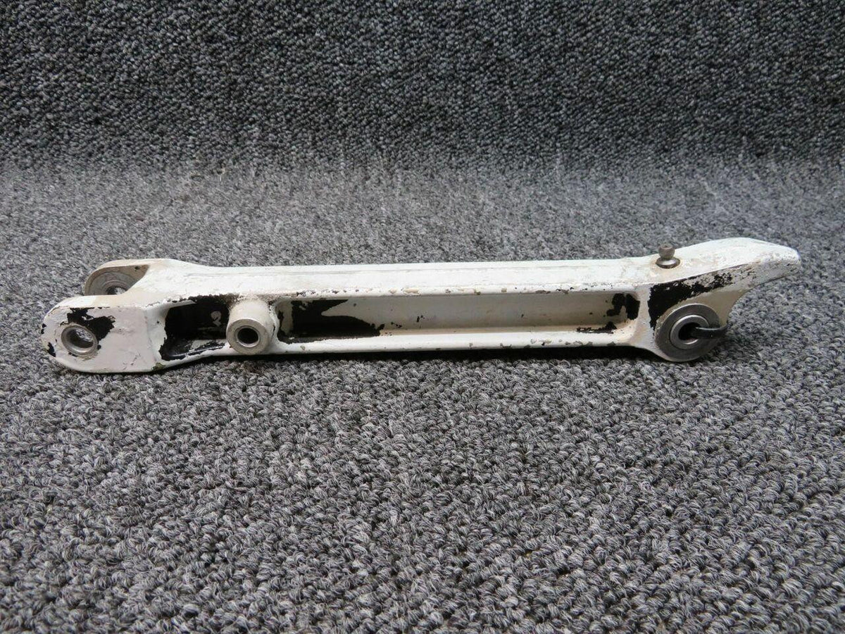 Cessna 0841103-8 Cessna 320D Side Link Assembly Lower RH