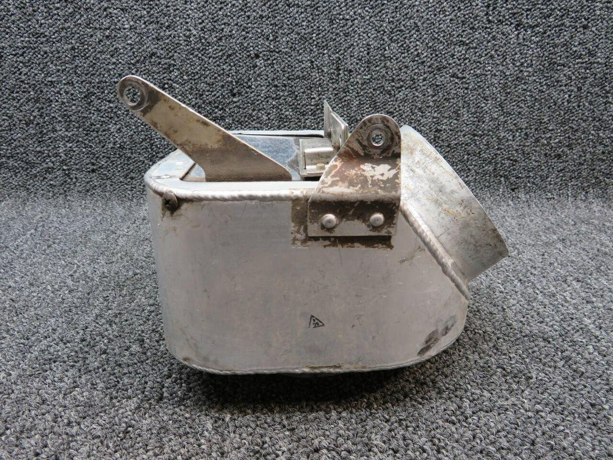 Cessna 0850340-1 Cessna 320D Box Assembly Alt Air Chamber LH