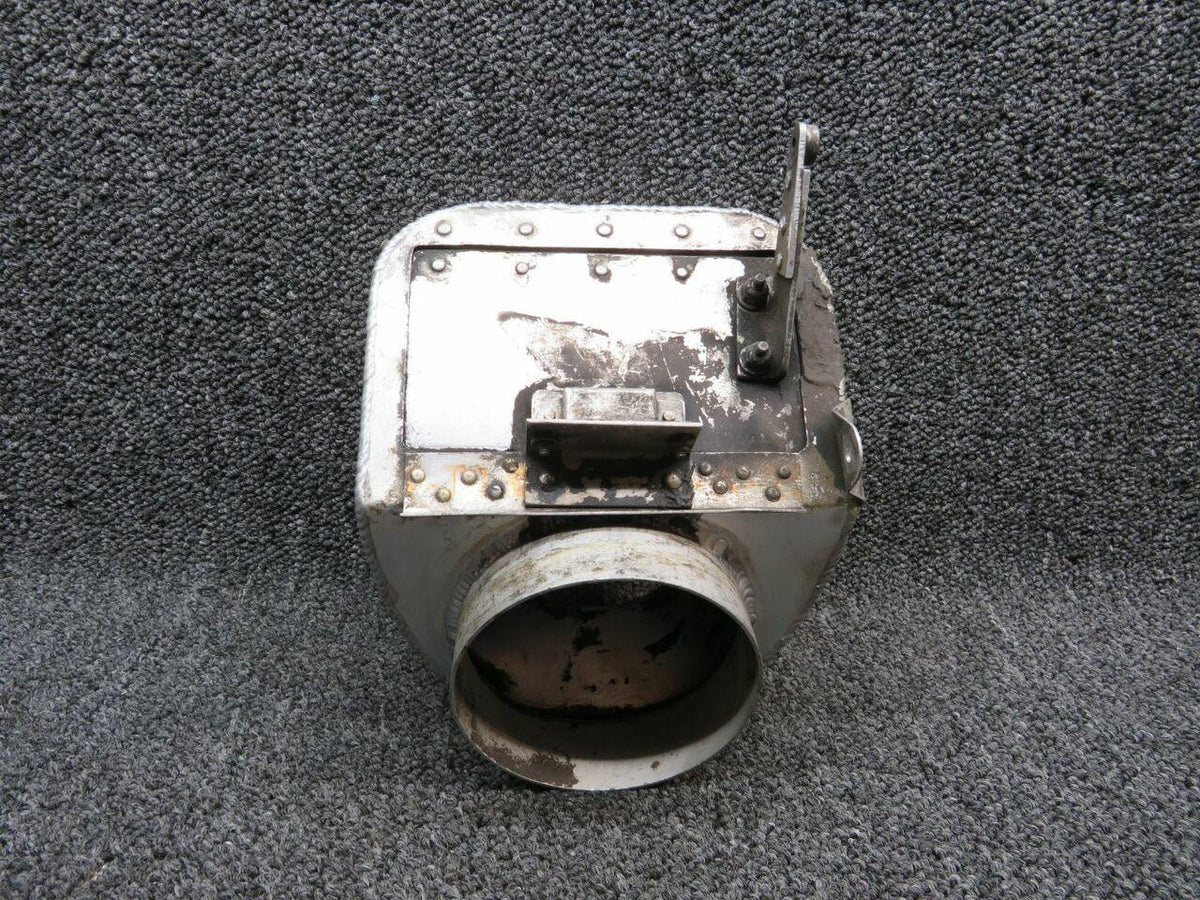 Cessna 0850340-2 Cessna 320D Box Assembly Alt Air Chamber RH