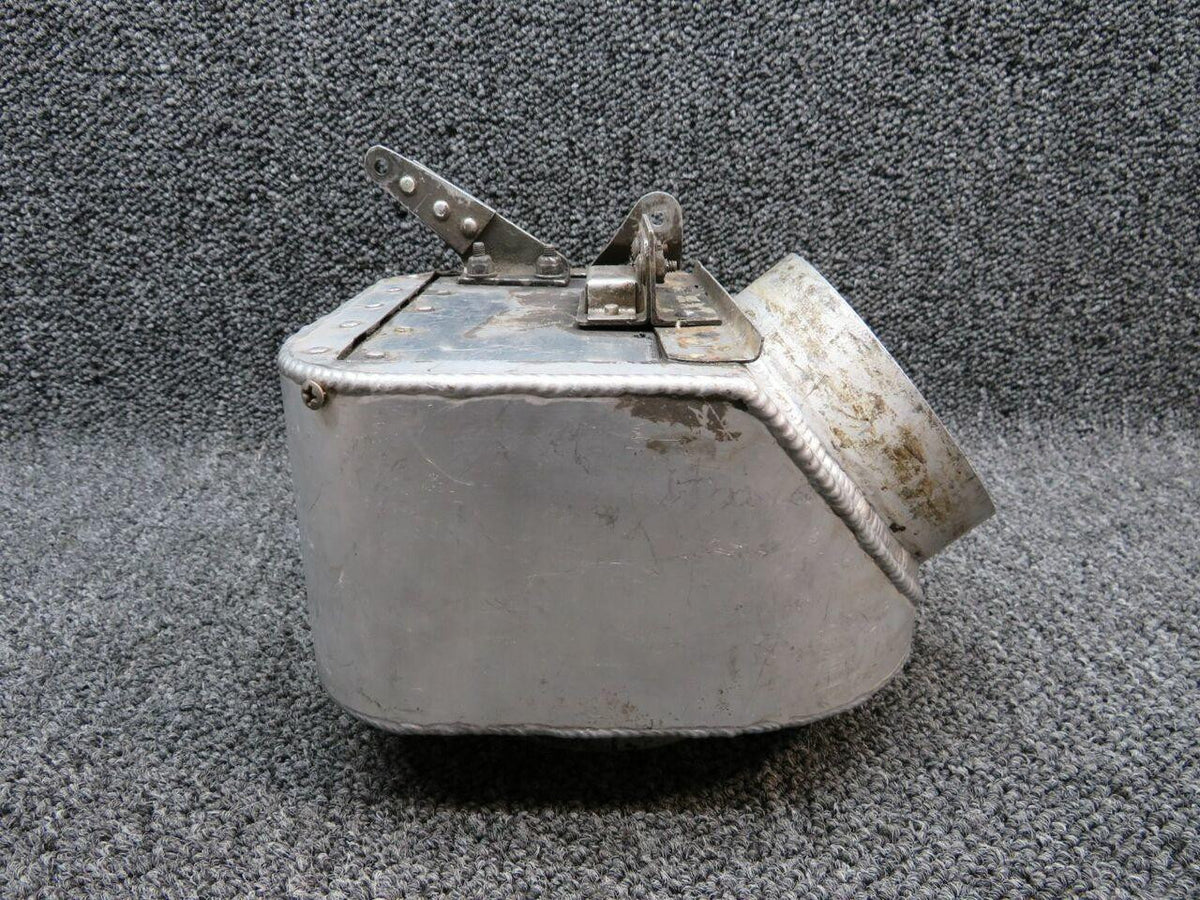 Cessna 0850340-2 Cessna 320D Box Assembly Alt Air Chamber RH