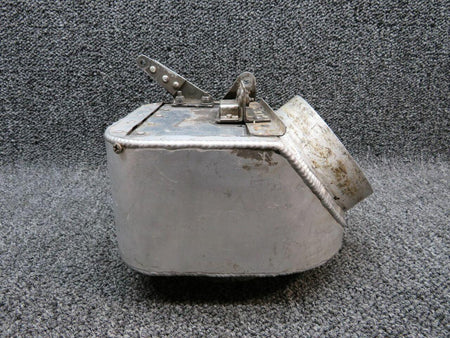Cessna 0850340-2 Cessna 320D Box Assembly Alt Air Chamber RH