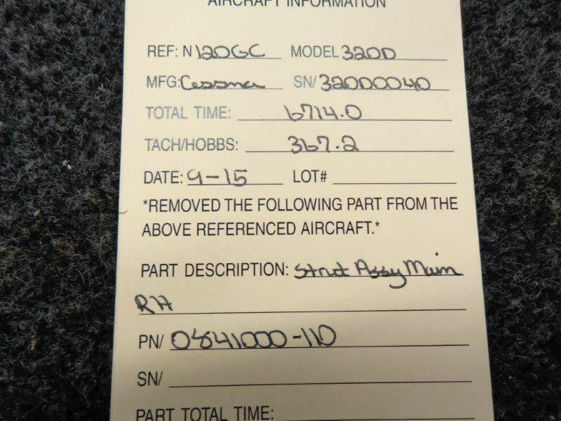 Cessna 0841000-110 Cessna 320D Strut Assy Main Gear RH