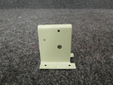 Cessna 0762042-1 Cessna Pulley Bracket Assembly NEW SA