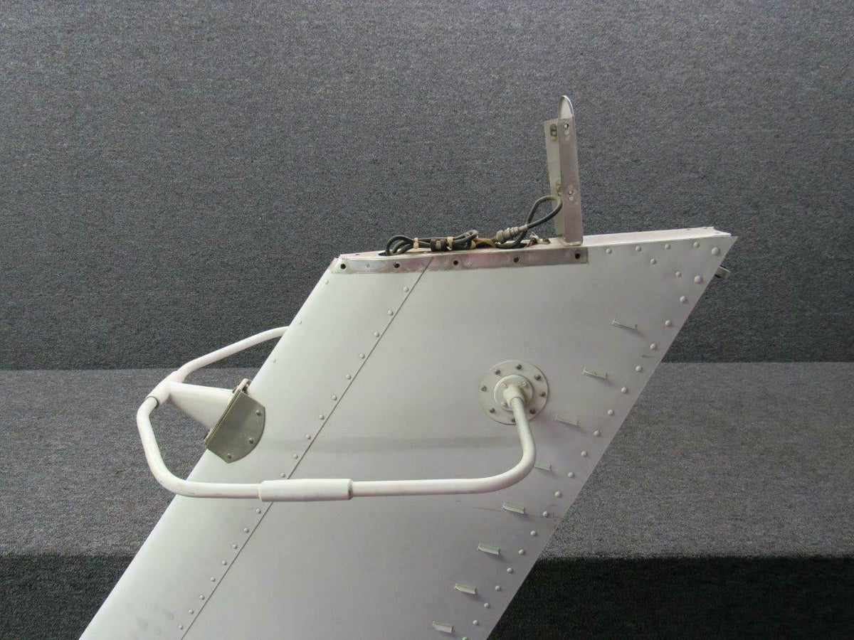Cessna 1231057-17 Cessna P210N Vertical Fin Assy W/ VHF Communication Antenna