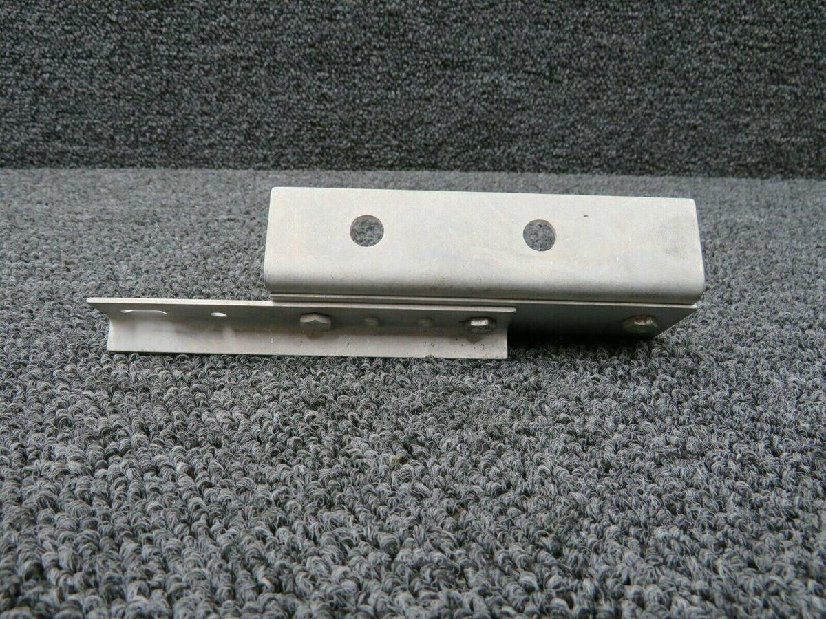Beechcraft 50-910179-109 Beech Bracket NEW OLD STOCK SA