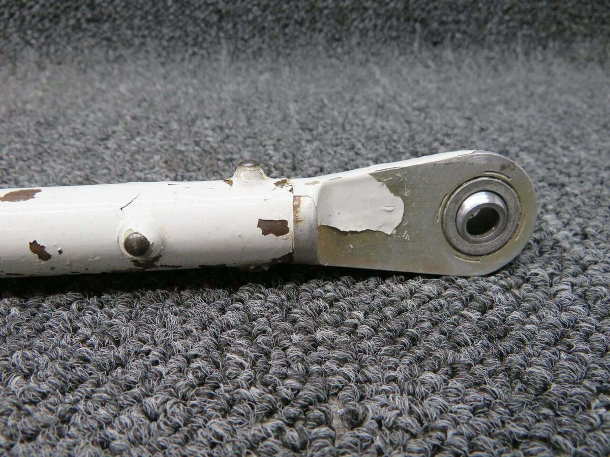 Cessna 0840125-11 Cessna 320D Tube Assy Aft Push Pull