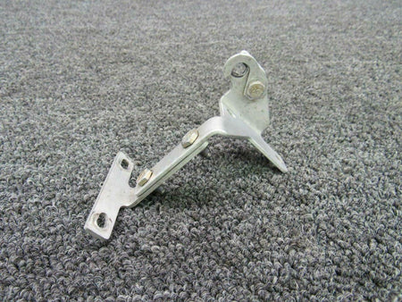 Cessna 2213087-1 Cessna TR182 Cowl Flap Cable Bracket RH