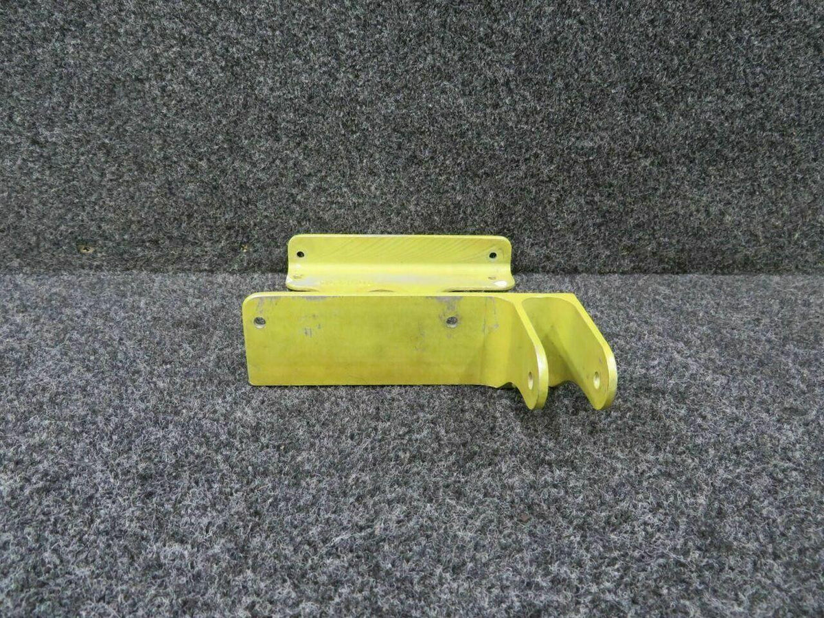 Cessna 4042212 Cessna Mounting Bracket SA