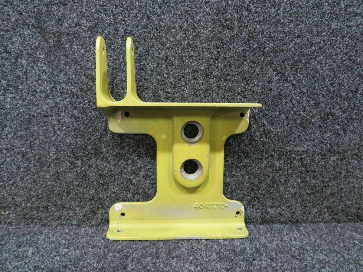 Cessna 4042212 Cessna Mounting Bracket SA