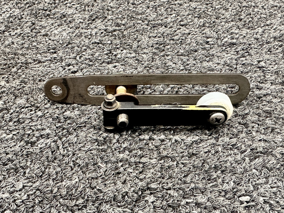 A332-2, A333-1 Robinson R44II Lever and Stop Collective Stick Assembly