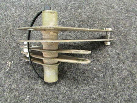 Cessna 182Q Bellcrank Assy Aileron RHP/N 0760703-6 RM