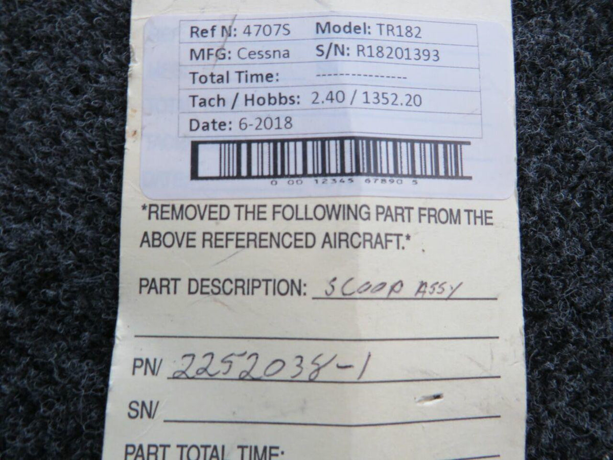Cessna 2252038-1 Cessna TR182 Scoop Assembly Induction LH