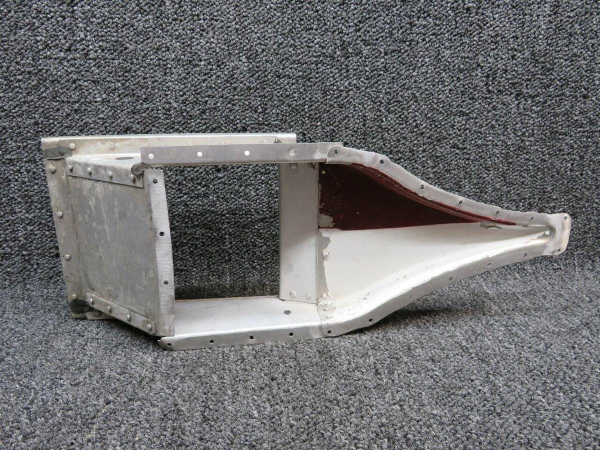 Cessna 2252038-1 Cessna TR182 Scoop Assembly Induction LH
