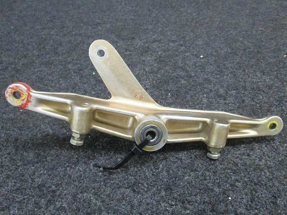 Piper 40339-010 Alt 40339-000 Piper PA-31T Cheyenne Bellcrank Assy Aileron LH