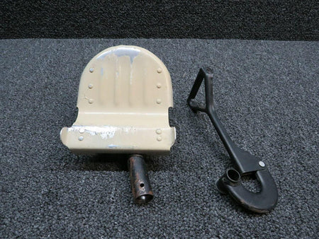 Cessna 1460320-1 Cessna 210B Rudder Pedal Assembly LH Inboard w Link