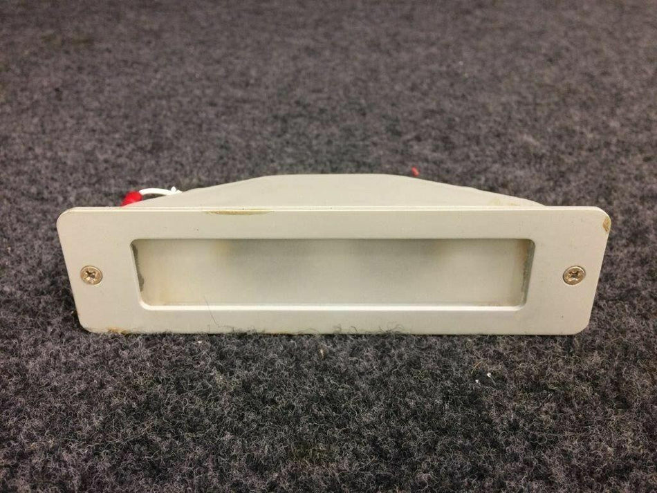 Piper 472-788 Alt B-8110-1 Piper PA-31T Grimes Light Assy Dome Volts 28