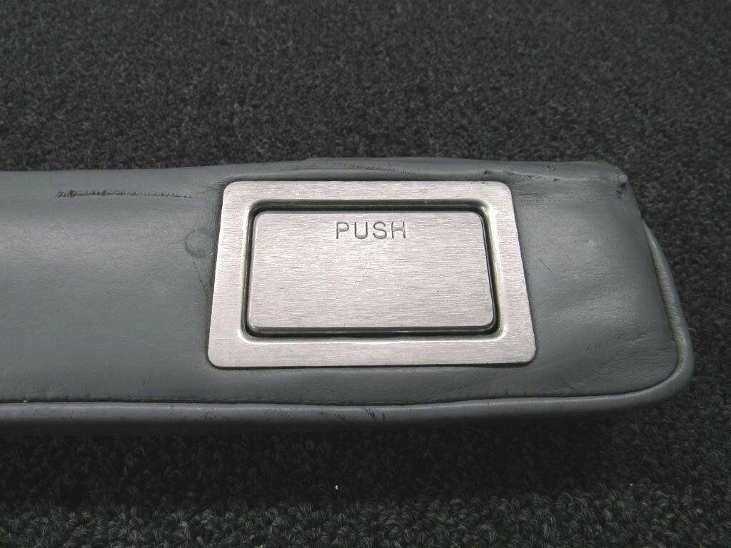 Piper 81786-002 Piper PA31T LH Armrest