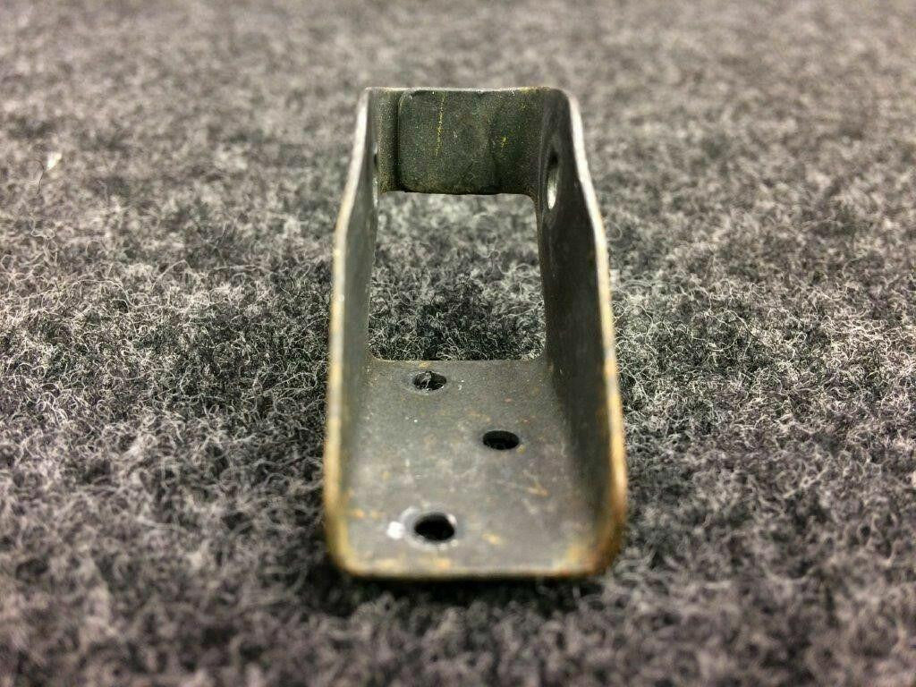 Cessna 0760137-1 Use 0760137-2 Cessna TR182 Elevator Tab Control Pulley Bracket