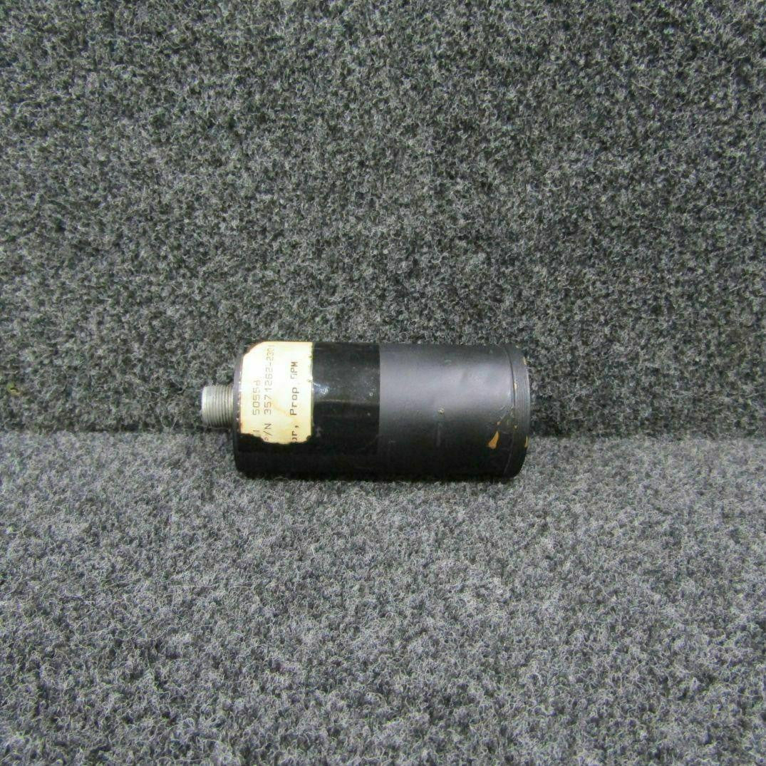 Piper 3571262-2301 Piper PA-31T Propeller Tachometer C20