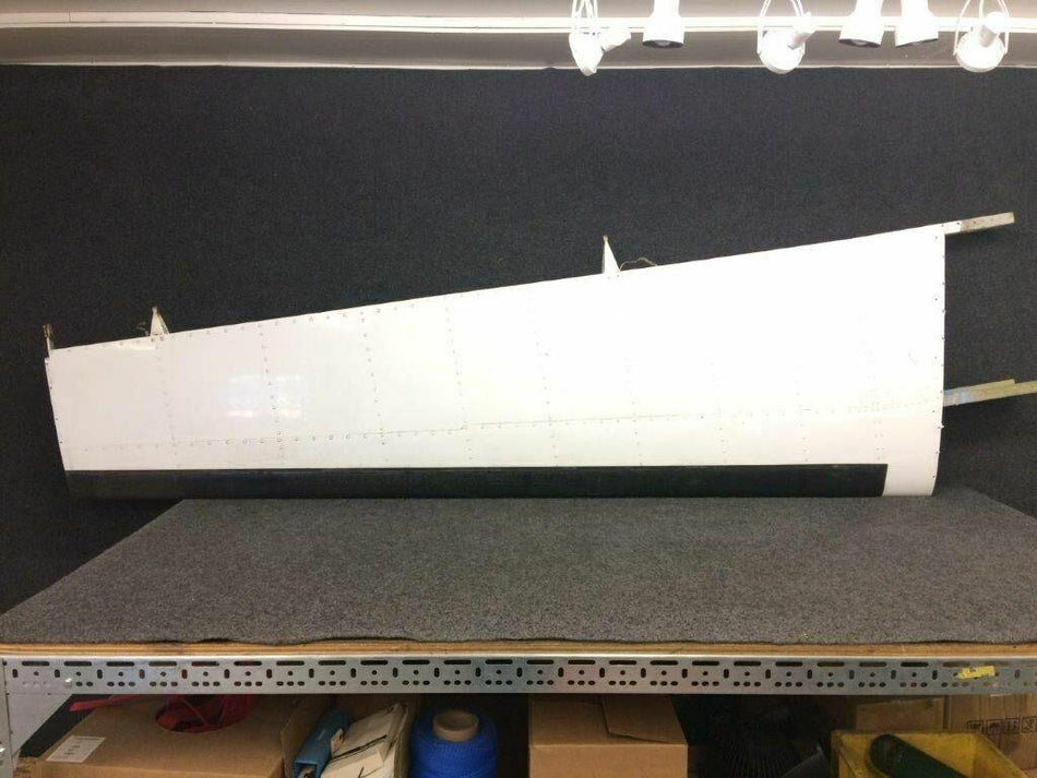 Piper 46500-040 Piper PA-31T Cheyenne Stabilizer Assy Horizontal LH W/ Light V 28