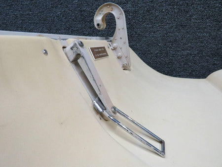 Piper 48504-000 USE 764-363 Piper PA-31T Baggage Door Assembly