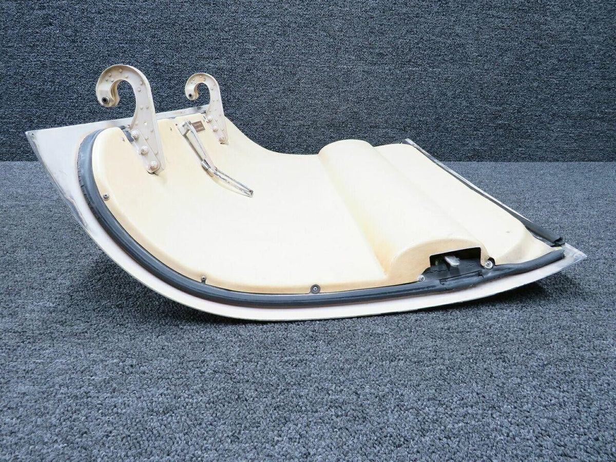 Piper 48504-000 USE 764-363 Piper PA-31T Baggage Door Assembly