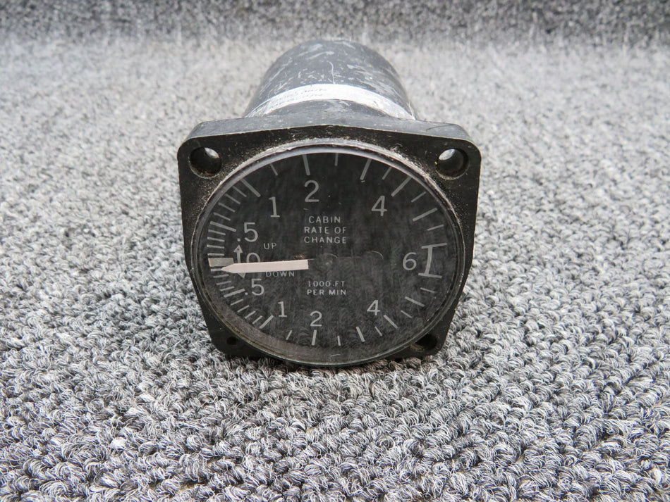 PS50094-2 (USE: 550-422) UMA Cabin Rate of Change Indicator
