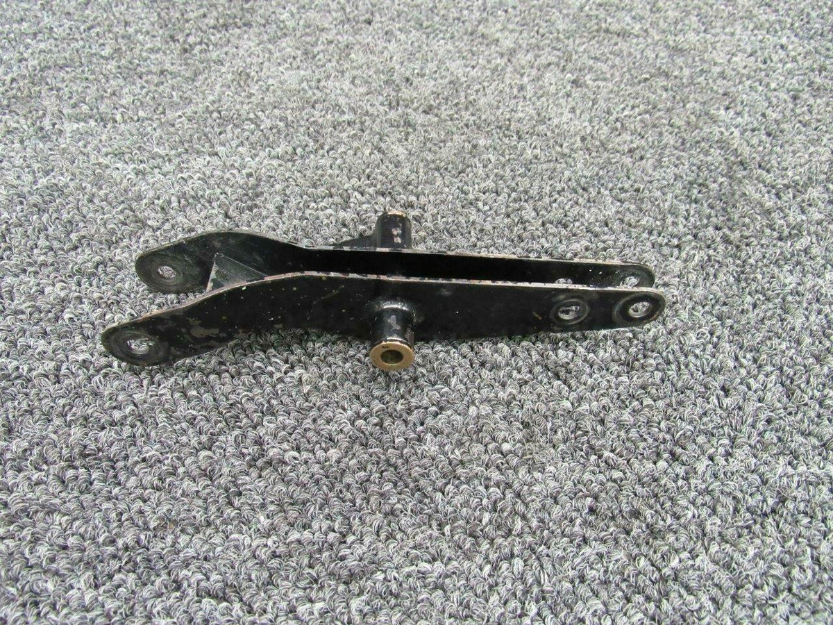 Piper 85063-002 Piper PA46-350P Flap Drive Bellcrank Assy