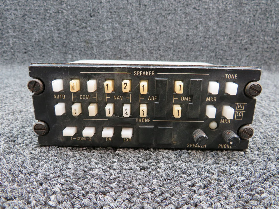 071-1087-01 King Radio KA119 Audio Control Panel with Connector