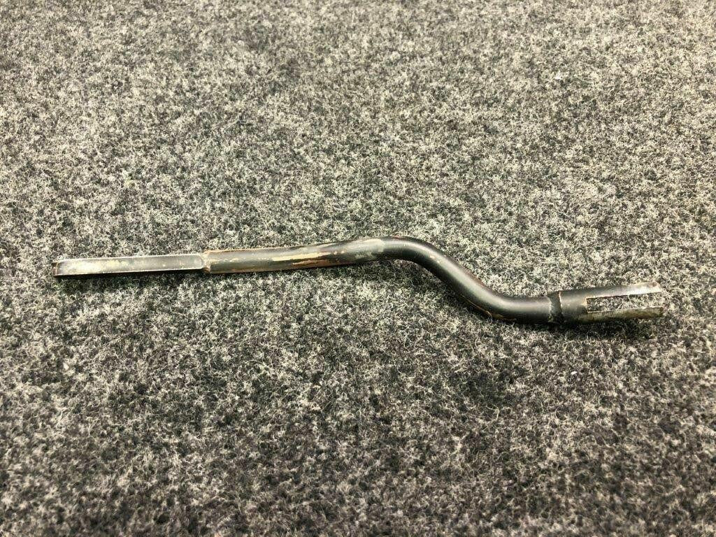 Cessna 1560506-17 Cessna 337 Link LH Outbd Main Brake