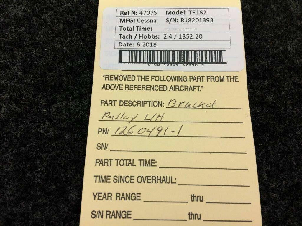 Cessna 1260491-1 Cessna TR182 LH Bracket Pulley